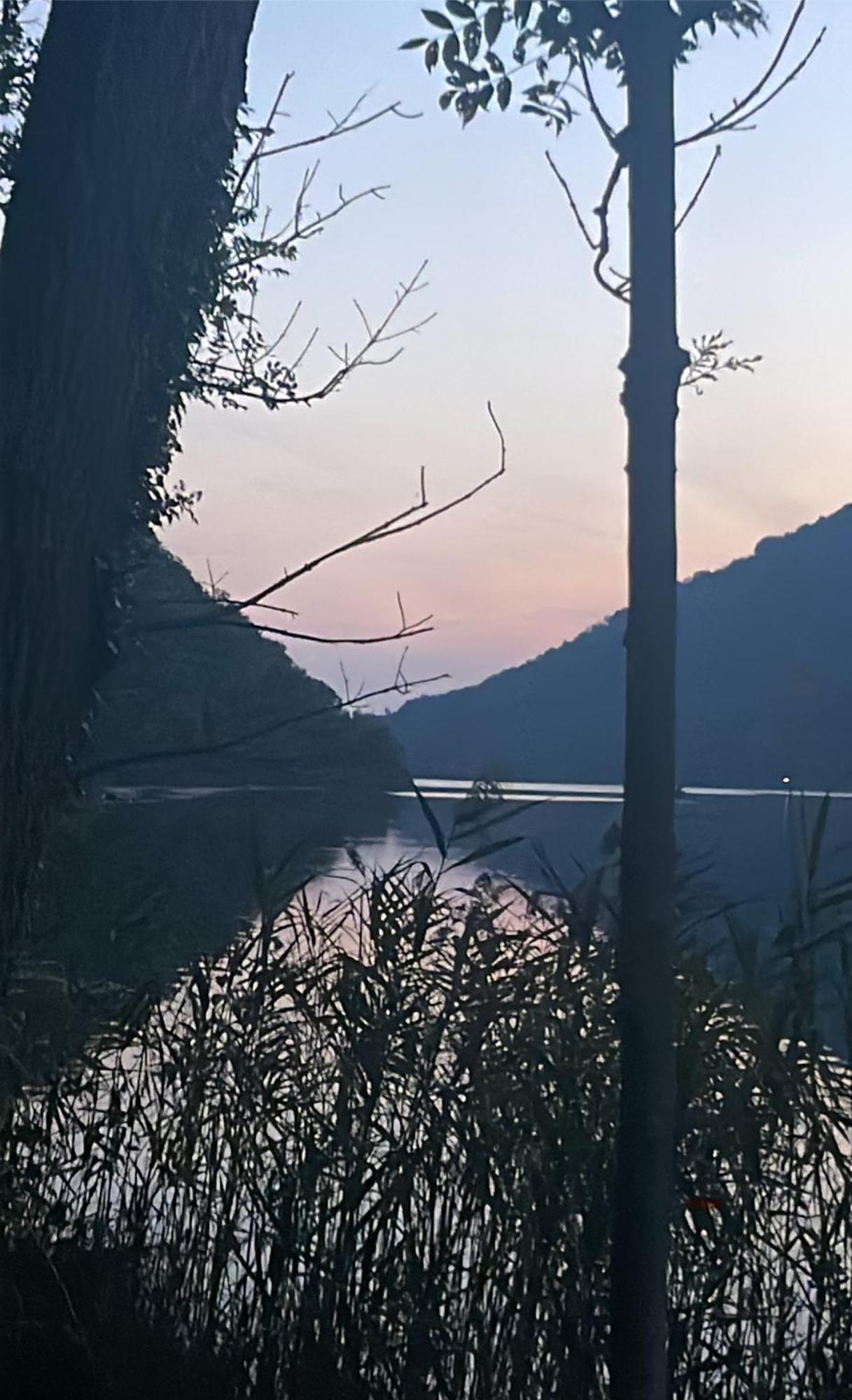Laghi Di Como Appartamento Di Licinia E Mario Asso Екстер'єр фото
